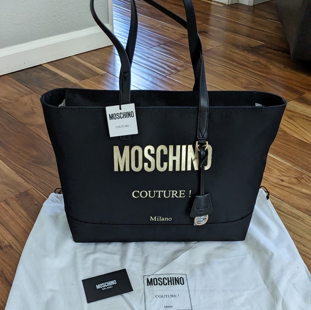 Moschino Large Zip Closure Tote with Bottom Studs + Dust Bag Nwt ❤️